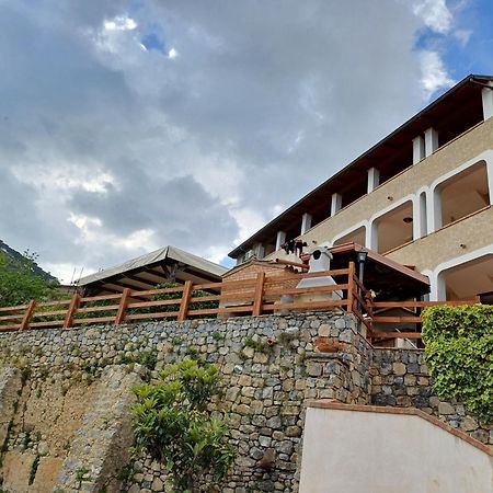 Country House B&B Antica Dimora Del Sole 카메로타 외부 사진